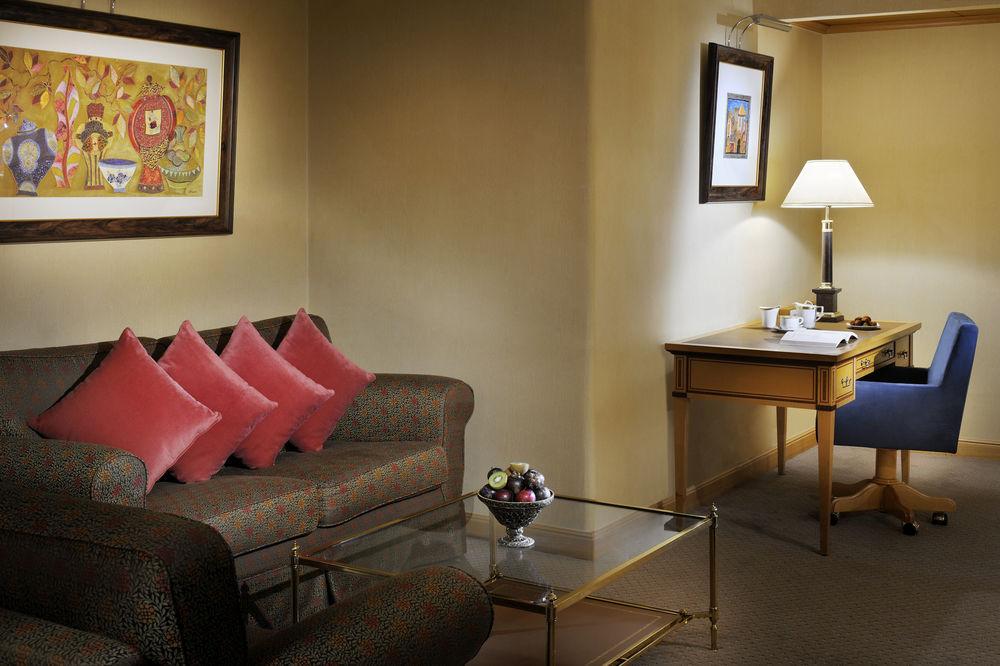 Jw Marriott Hotel Kuwait Kuwait City Esterno foto